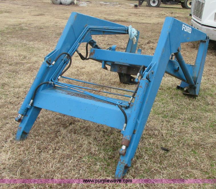 image for item I1783 Ford loader