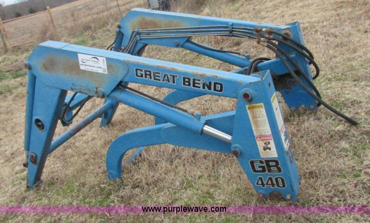 image for item I1784 Great Bend 440 loader