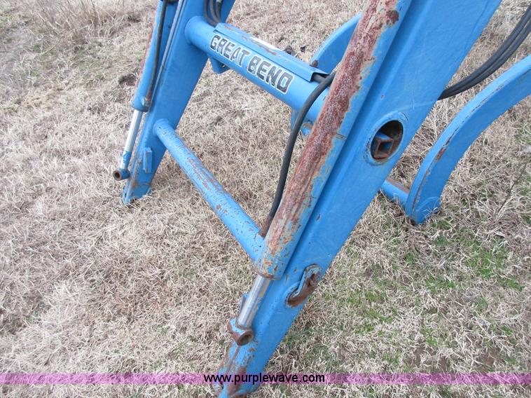 image for item I1784 Great Bend 440 loader