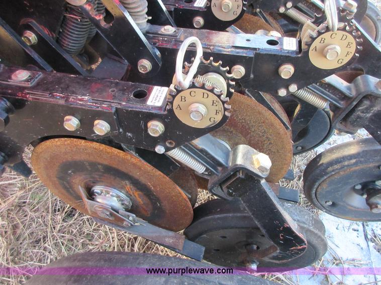 image for item I1807 2010 Sunflower 9421 no-till grain drill