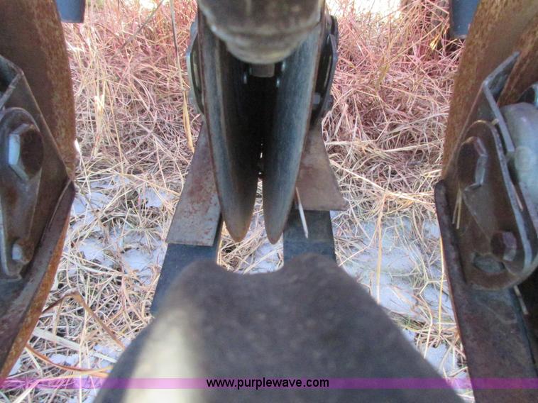 image for item I1807 2010 Sunflower 9421 no-till grain drill