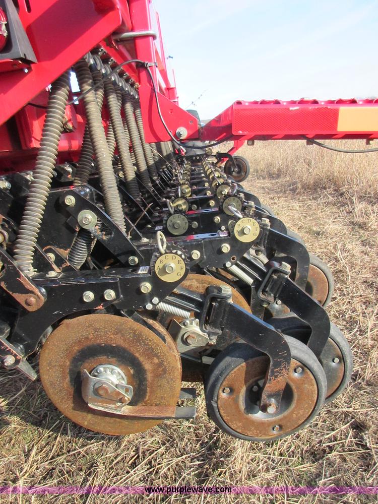 image for item I1807 2010 Sunflower 9421 no-till grain drill