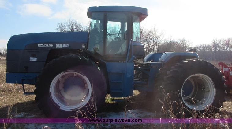image for item I1809 1997 New Holland 9282 4WD tractor