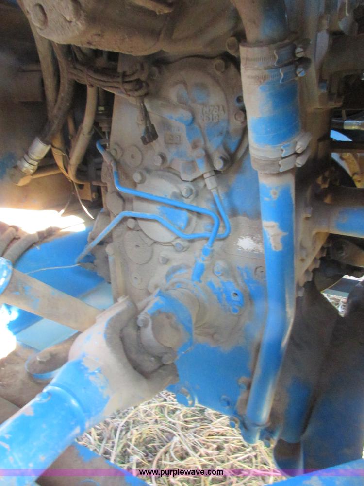 image for item I1809 1997 New Holland 9282 4WD tractor