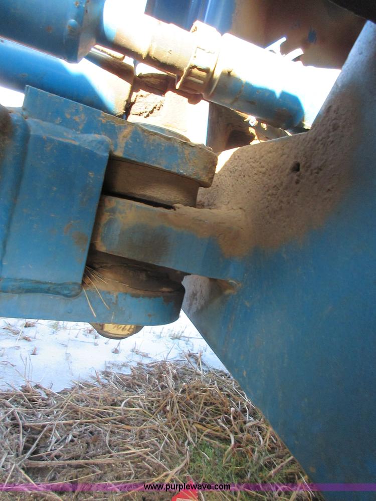 image for item I1809 1997 New Holland 9282 4WD tractor