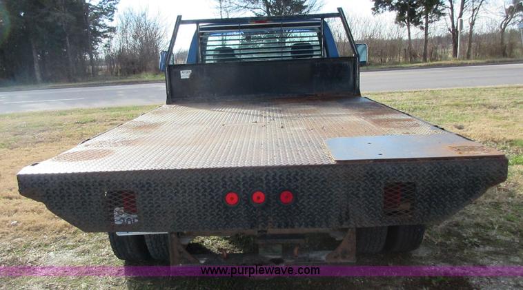 image for item I1819 1995 Ford F350 Super Duty XL flatbed pickup truck