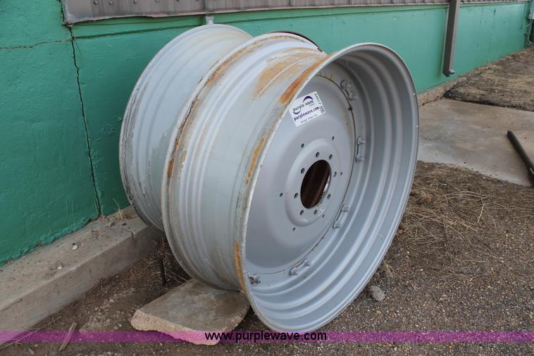 image for item J1323 (2) 18.4-46 wheels