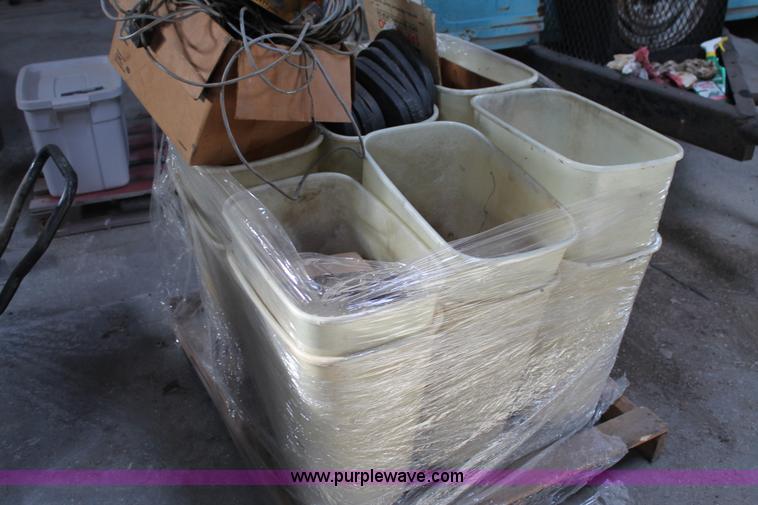 image for item J1327 Roll-a-cone toolbar