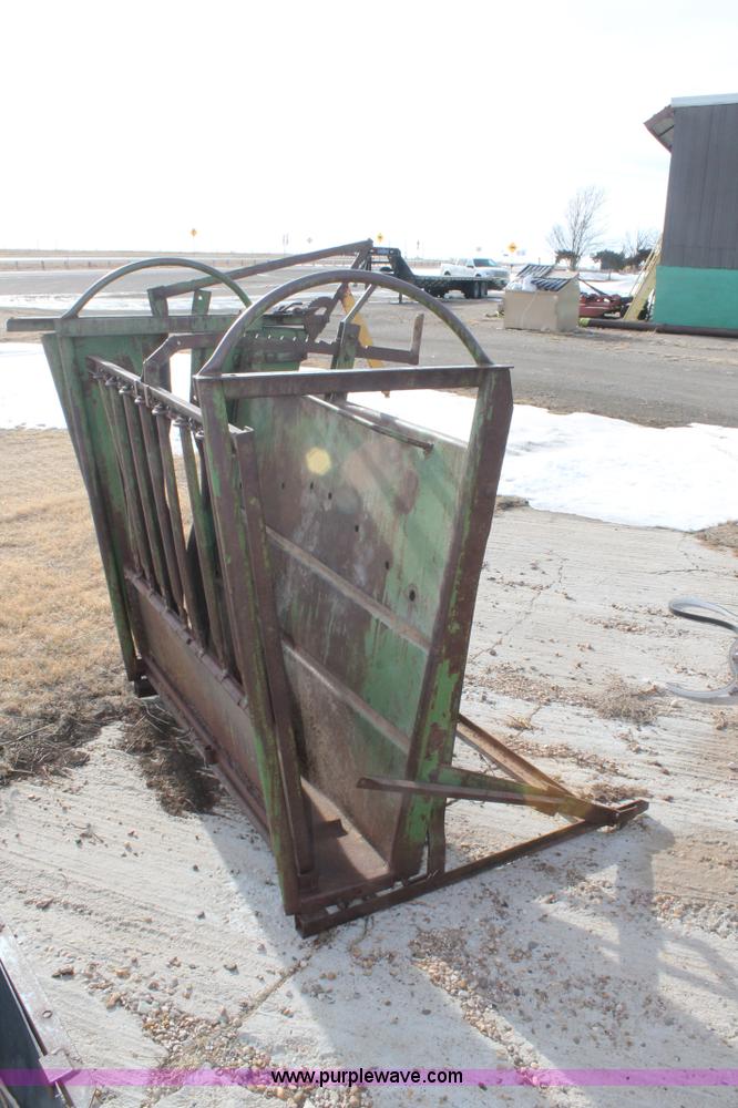 image for item J1329 Powder River calf working chute