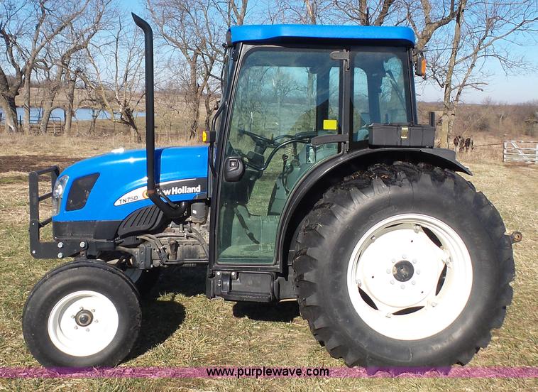 image for item J4610 2004 New Holland TN75DA tractor