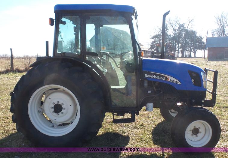 image for item J4610 2004 New Holland TN75DA tractor