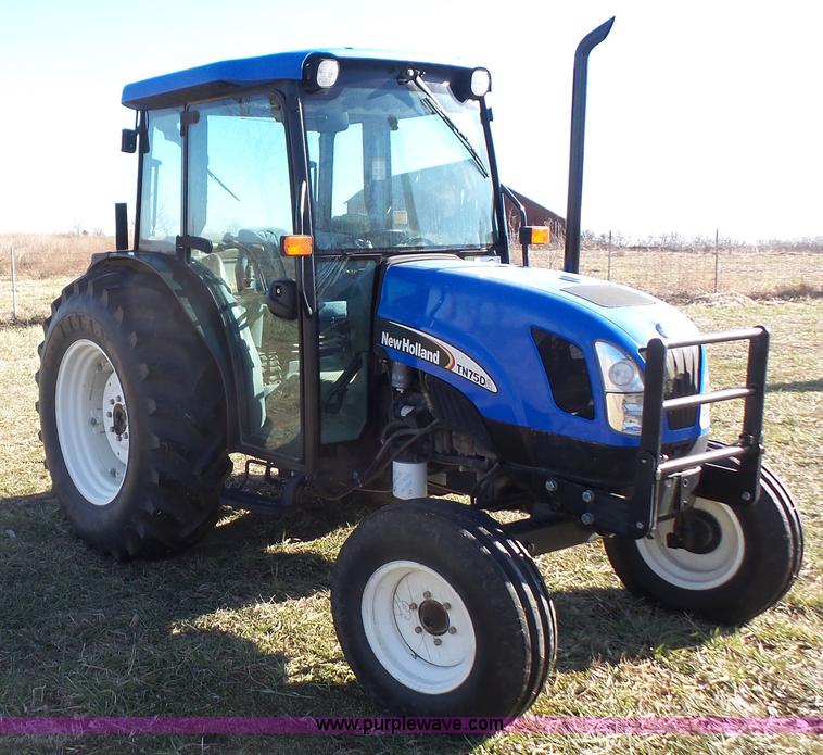 image for item J4610 2004 New Holland TN75DA tractor