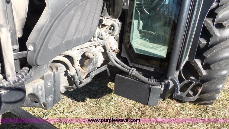 image for item J4610 2004 New Holland TN75DA tractor