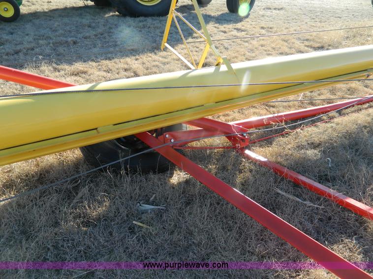 image for item J5148 Westfield MK100-71 grain auger