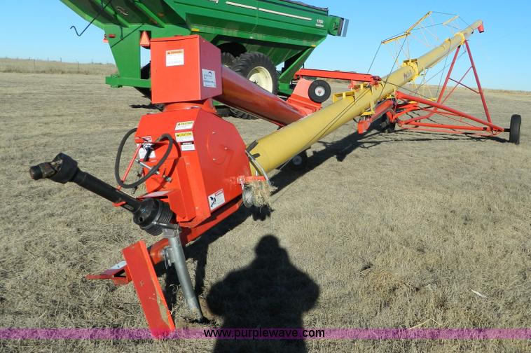 image for item J5149 Westfield MK100-71 grain auger