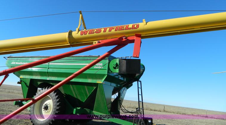 image for item J5149 Westfield MK100-71 grain auger