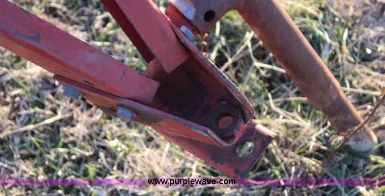 image for item J7636 Case IH hay rake