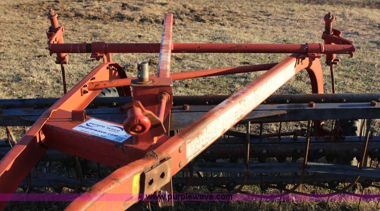 image for item J7636 Case IH hay rake
