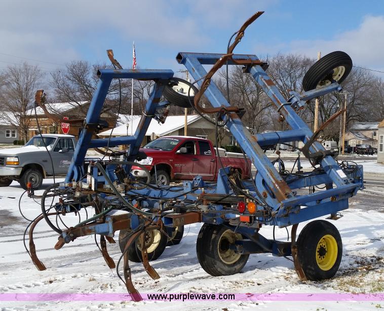 image for item K5339 Land Runner Blue Jet liquid applicator