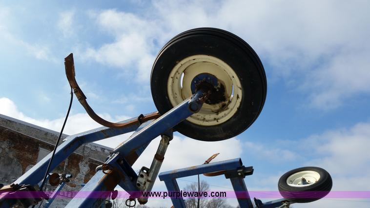 image for item K5339 Land Runner Blue Jet liquid applicator