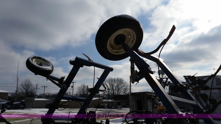 image for item K5339 Land Runner Blue Jet liquid applicator