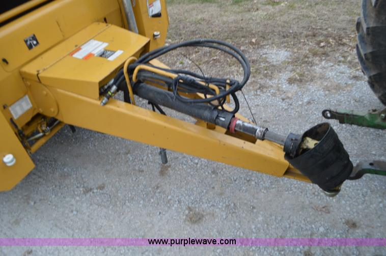 image for item K5376 1997 Vermeer 604L round baler