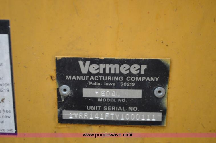 image for item K5376 1997 Vermeer 604L round baler