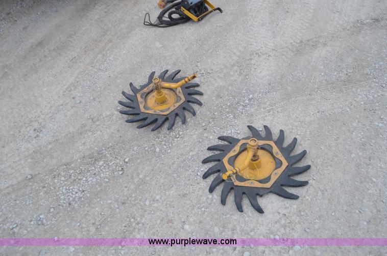 image for item K5376 1997 Vermeer 604L round baler