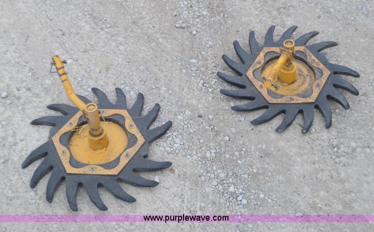 image for item K5376 1997 Vermeer 604L round baler