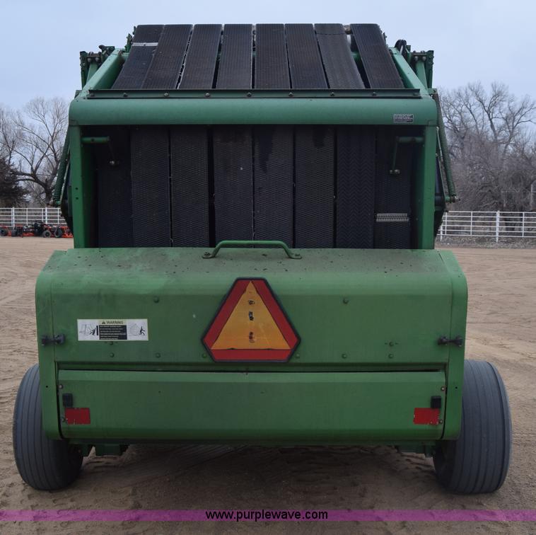 image for item L1105 John Deere 535 round baler