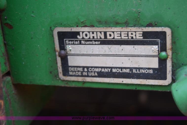 image for item L1105 John Deere 535 round baler