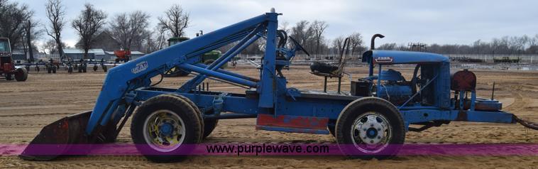 image for item L1109 Ford material handler