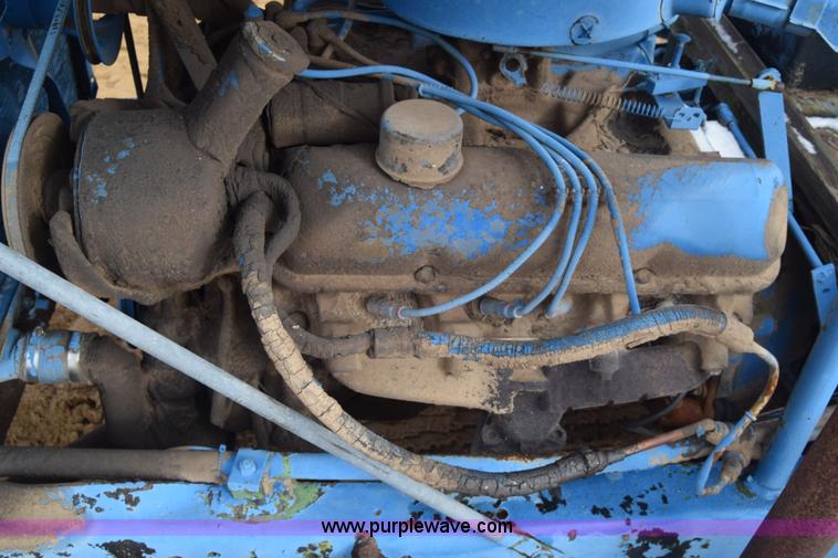 image for item L1109 Ford material handler