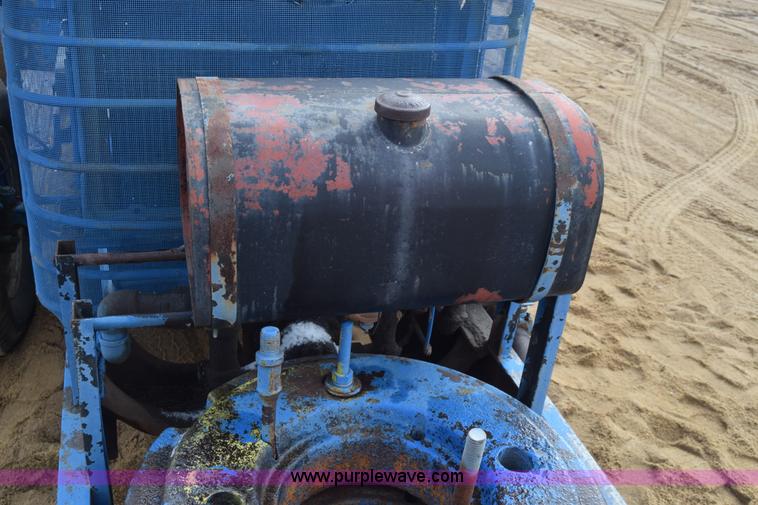 image for item L1109 Ford material handler