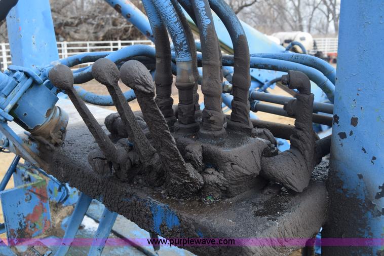 image for item L1109 Ford material handler