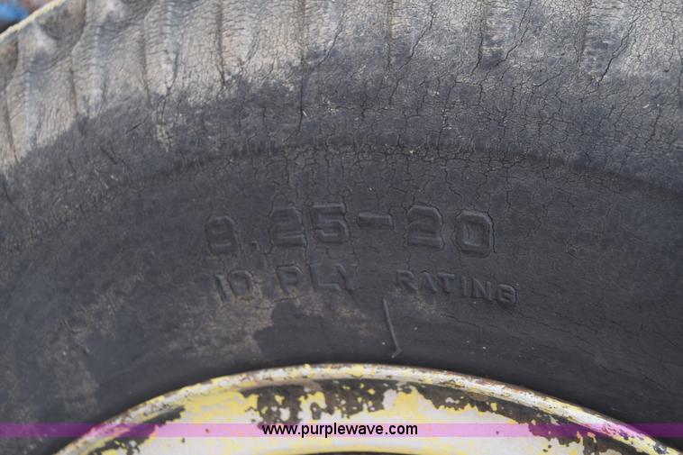 image for item L1109 Ford material handler