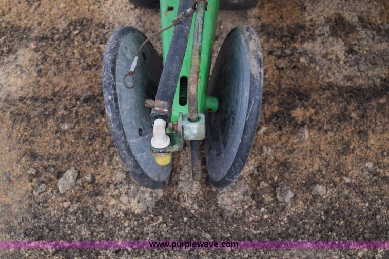 image for item L1111 John Deere 7100 planter