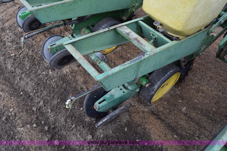 image for item L1111 John Deere 7100 planter