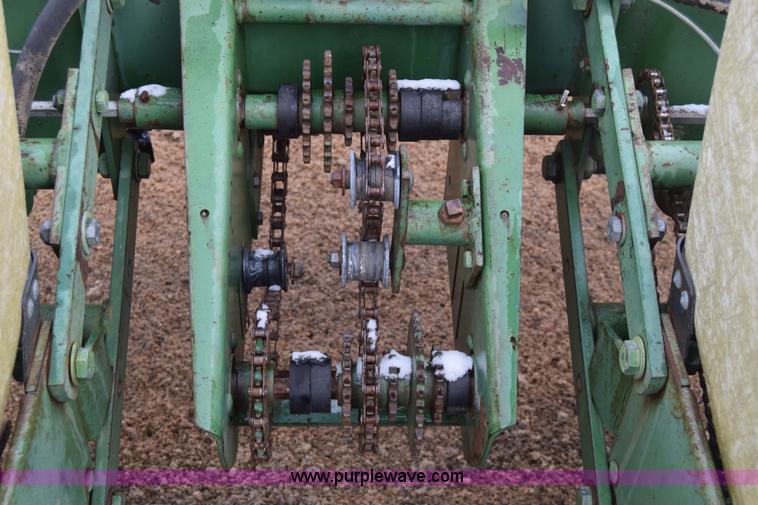 image for item L1111 John Deere 7100 planter