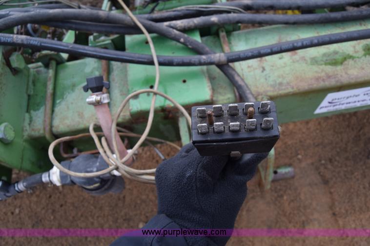 image for item L1111 John Deere 7100 planter