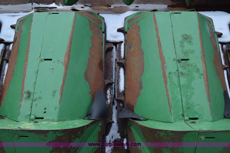 image for item L1113 John Deere corn head