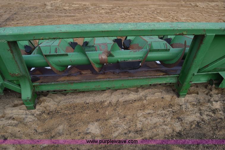 image for item L1113 John Deere corn head