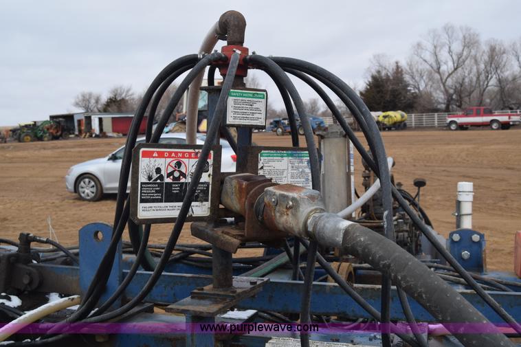 image for item L1114 Blue Jet Landrunner anhydrous ammonia applicator