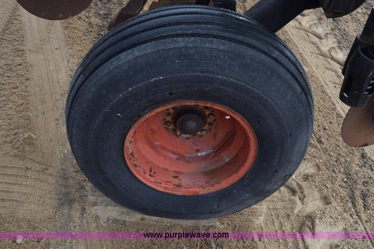 image for item L1114 Blue Jet Landrunner anhydrous ammonia applicator