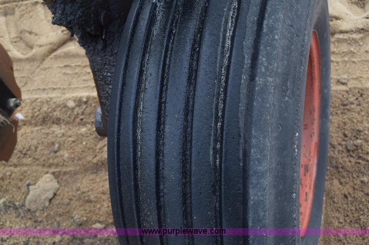 image for item L1114 Blue Jet Landrunner anhydrous ammonia applicator