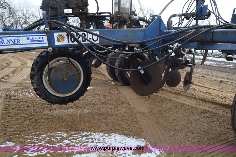 image for item L1115 Blue Jet Landrunner anhydrous ammonia applicator