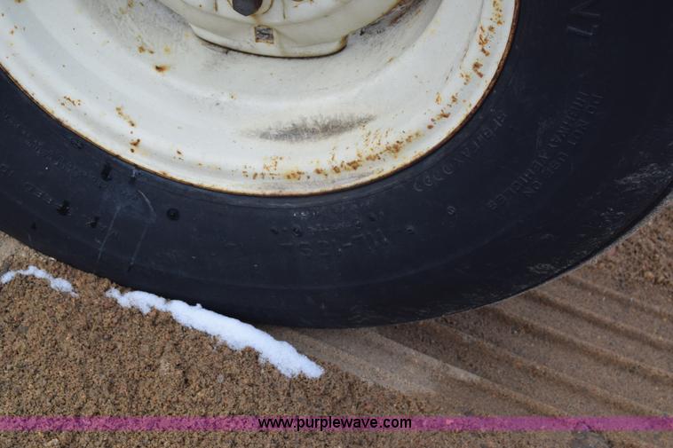 image for item L1115 Blue Jet Landrunner anhydrous ammonia applicator