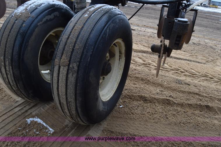 image for item L1115 Blue Jet Landrunner anhydrous ammonia applicator