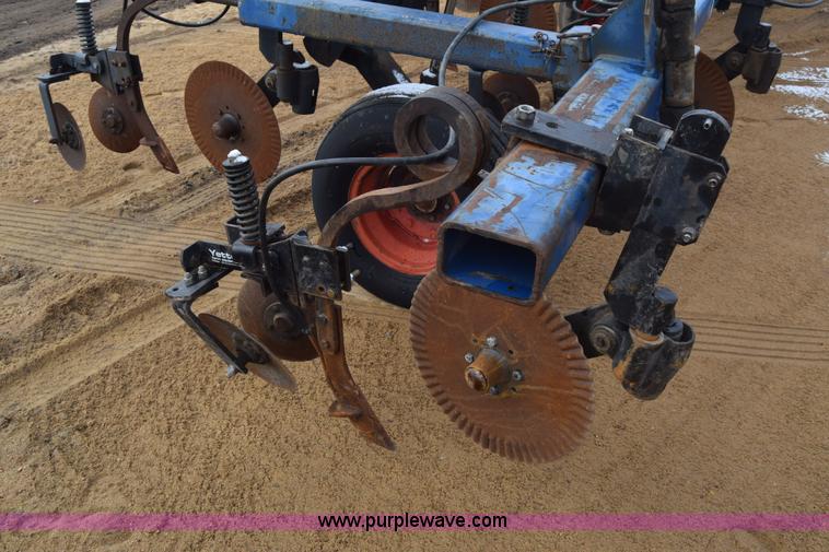 image for item L1116 Blue Jet Landrunner anhydrous ammonia applicator