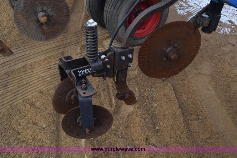 image for item L1116 Blue Jet Landrunner anhydrous ammonia applicator